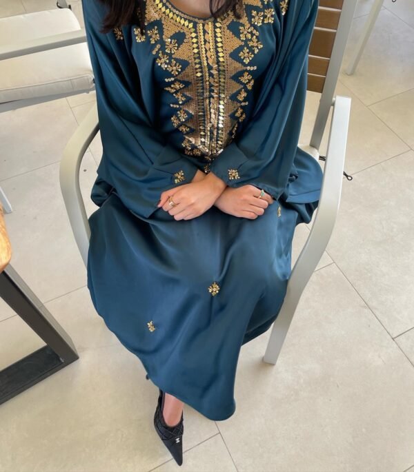 دريس شيفون بقصة بحرينية